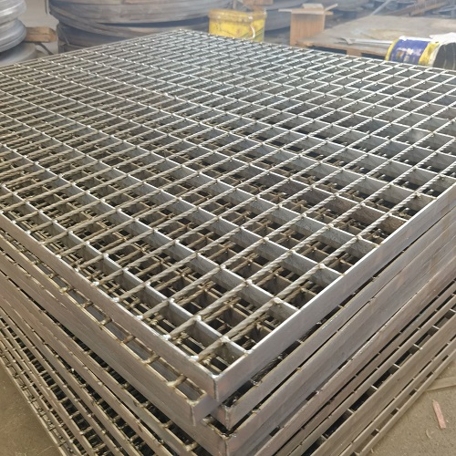 如何選擇需要的平臺(tái)鋼格板鋼格柵選購(gòu)指南