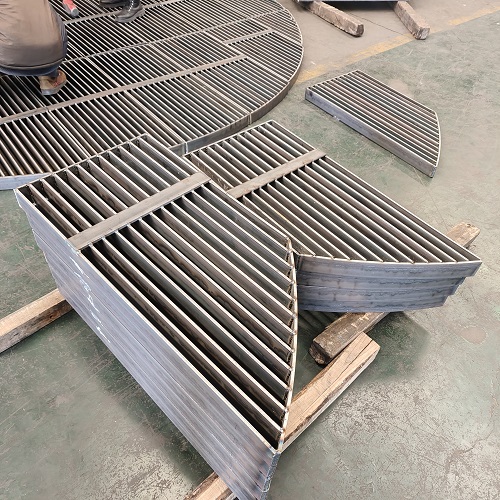 設(shè)備用鋼格柵板精準的選型指南