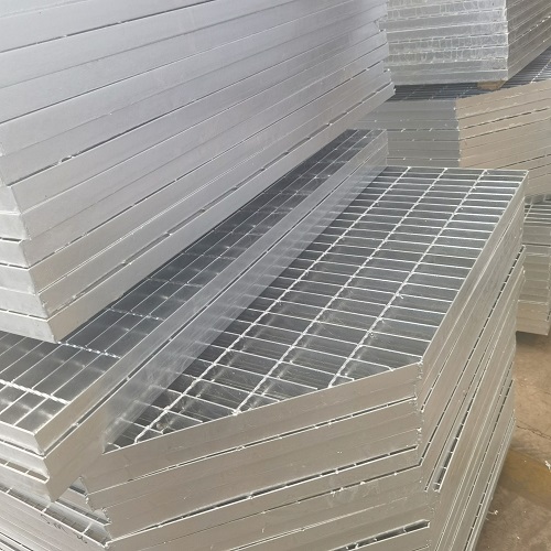 鋼格柵選購避坑指南：老采購都在藏的 5 個(gè)關(guān)鍵細(xì)節(jié)