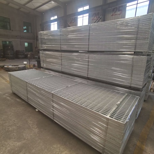 鋼格柵顏色外觀怎么選？實(shí)用與美觀平衡指南