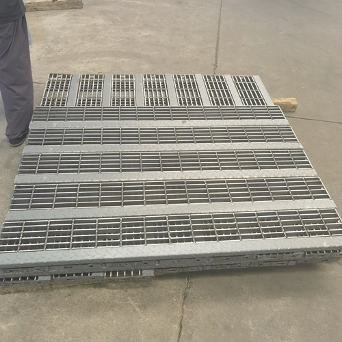 鋼格板承載能力測(cè)試報(bào)告出爐數(shù)據(jù)說(shuō)話