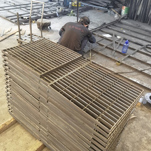 鋼格板防腐處理不到位，后期吃大虧