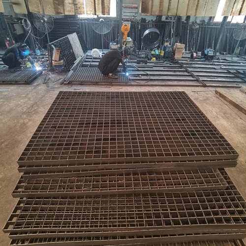 學校實訓(xùn)基地為何偏愛鋼格板