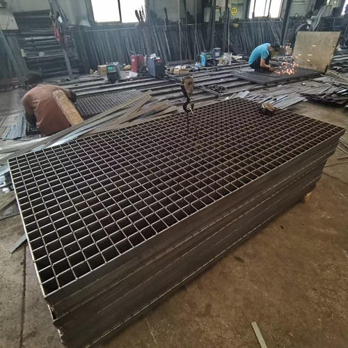 鋼格板的應(yīng)用場(chǎng)景有哪些？看完你就懂了