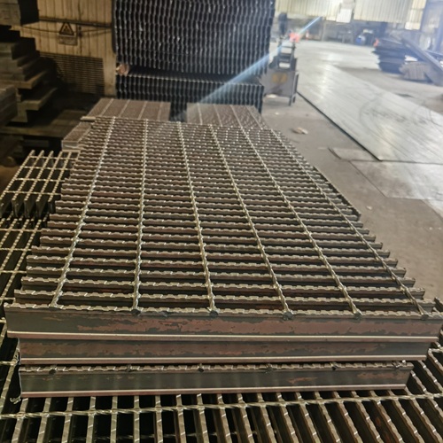 別再亂買了，鋼格柵板選型全攻略來了