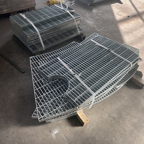 國(guó)內(nèi)鋼格板vs進(jìn)口產(chǎn)品，性價(jià)比差距大不大